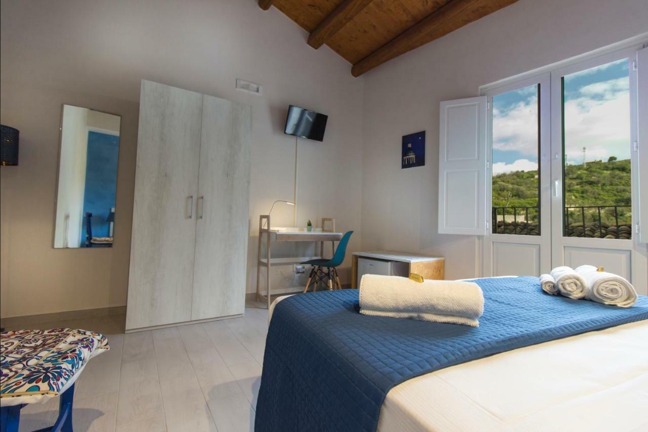 Il Sentiero Dell'Itria - Camere Con Vista Ragusa Exterior foto