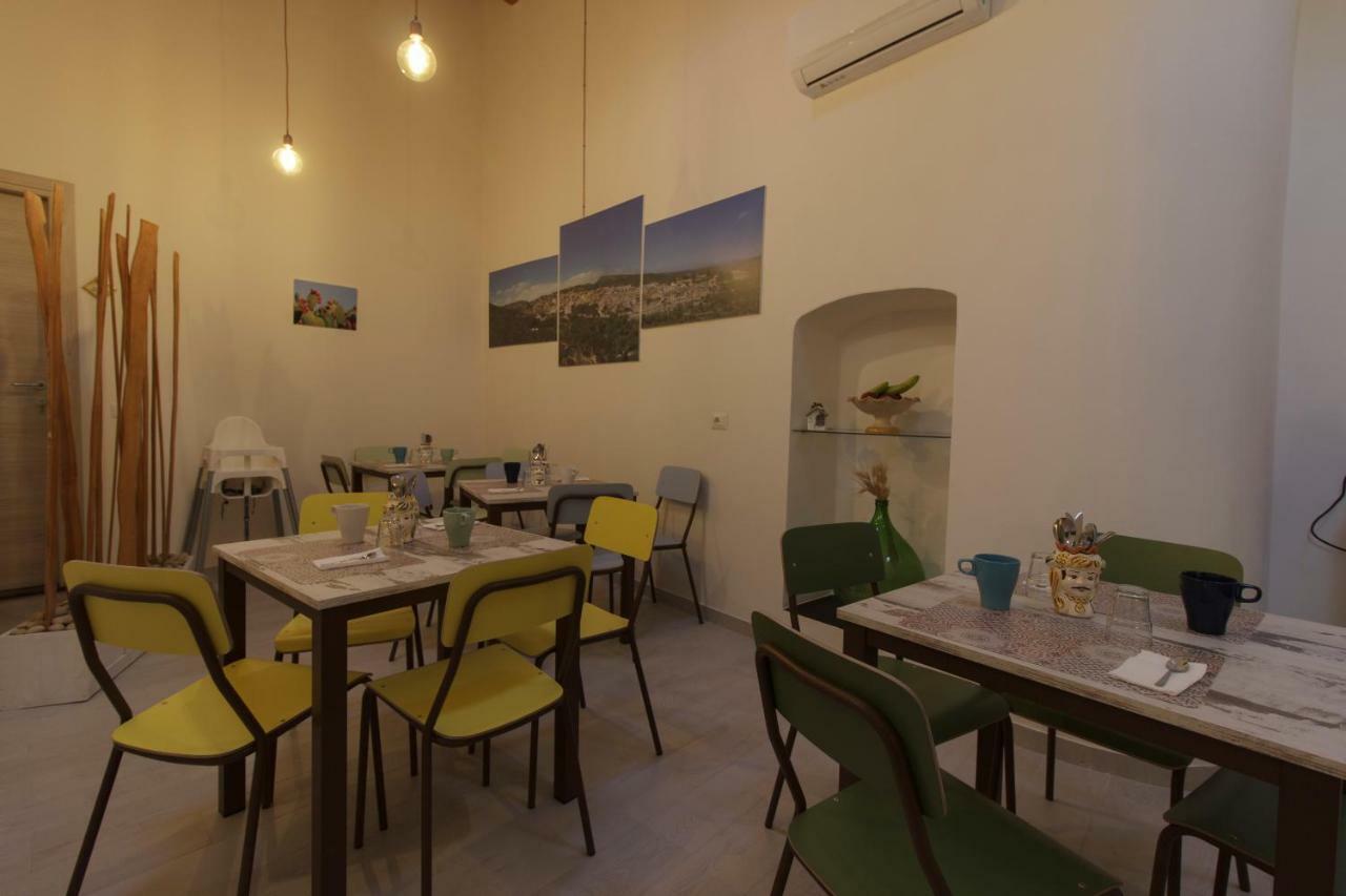 Il Sentiero Dell'Itria - Camere Con Vista Ragusa Exterior foto